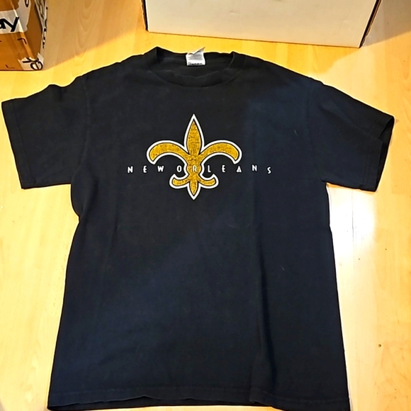 New Orleans Saints graphic black tee small - Picture 6 of 6